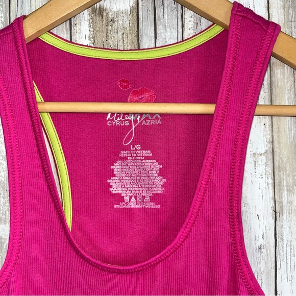 ✨ RARE FIND: NWT Miley Cyrus x Max Azria Y2K Ribbed Tank ✨ Large - Picture 4 of 4